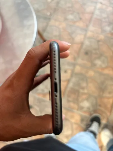 Celular iPhone 8 Plus (Usado)
