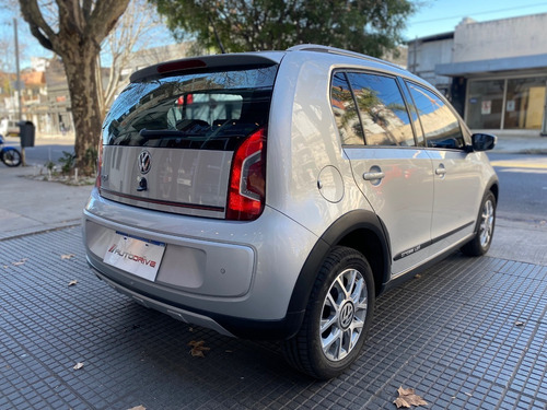 Imagen 4 de 22 de Vw Up Cross Manual 2016