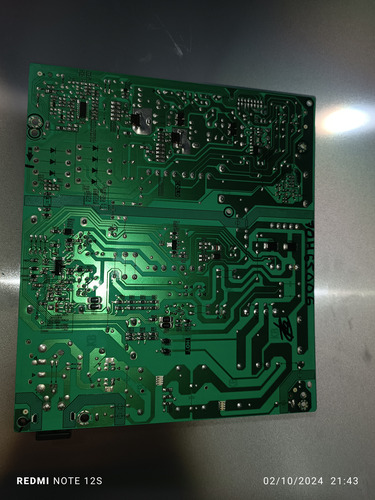 Fuente Para Pantalla Hisense Modelo 70h6500g (Usado)