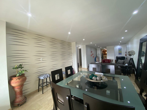 Imagen 3 de 14 de Venta Espectacular Apartamento En El Solar Del Hatillo | J24
