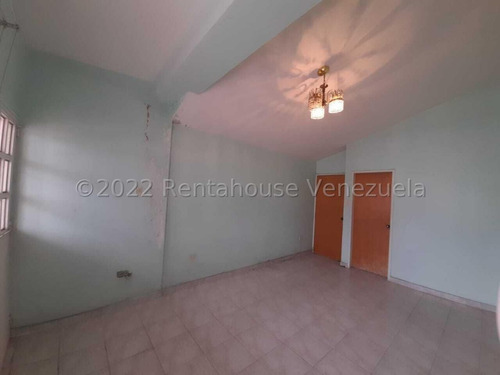 Imagen 5 de 30 de Casa Quinta En Venta En La Urbanización La Rosaleda Zona Este De Barquisimeto Lara, 04245937542 Numero De Contacto Directo, Cerca A La Entrada De Barquisimeto