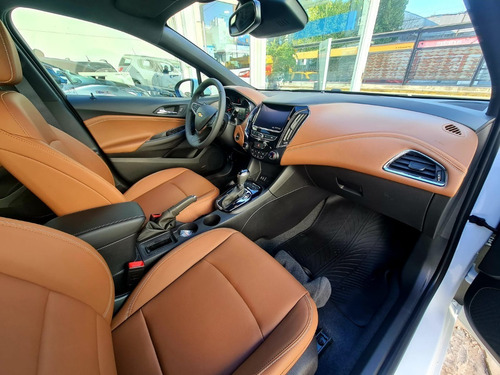 Imagen 9 de 20 de Nuevo Chevrolet Cruze 4 Premier 2023 Automatico 0km Smar 6