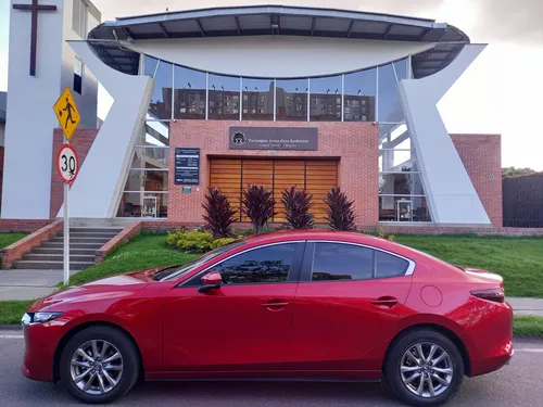 Mazda 3 2.0 Sport Touring
