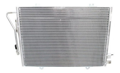 Imagen 1 de 1 de Condensador Renault Clio 1.2- 1.4 1.6d - Clio Ii 2.0 16v