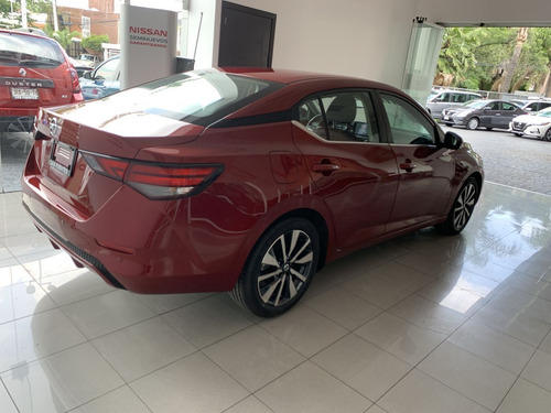 Imagen 8 de 15 de Nissan Sentra 2020 2.0 Exclusive At