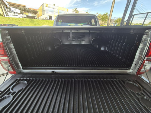 Hilux Cd D4-d 4x4 2.5 16v 102cv Tb Dies.