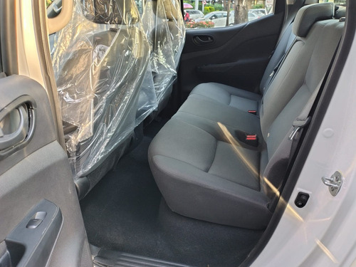 Nissan Frontier 2.5 Se Dc 4X2 Mt