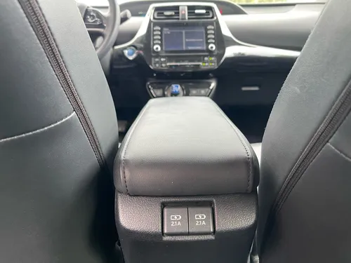 Toyota Prius 1.8 Premium Cvt
