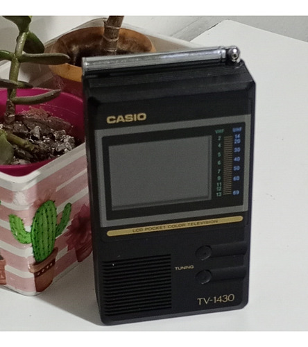 Tv De Bolsillo Casio Lcd Color, A Pilas (Usado)