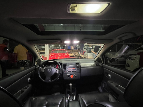 Nissan Tiida 1.8 Sl Flex Aut. 5p