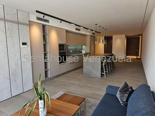 Lujoso Apartamento En Venta En Las Mercedes, Mls# 25-21824 Zr
