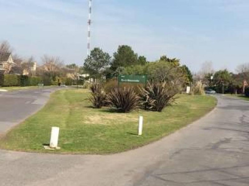 Imagen 5 de 17 de Excelente Lote Muy Bien Ubicado Dentro Del Barrio Privado La Lomada - Pilar