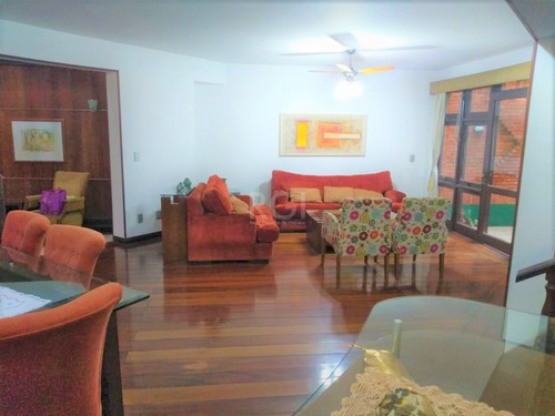 Casa Em Partenon Com 3 Dormitórios - Pj6086
