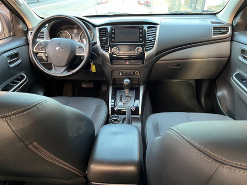 Imagem 6 de 15 de Mitsubishi L200 Triton Sport Hpe 2.4 Marrom 2018