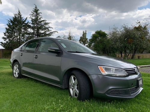Imagen 3 de 13 de Volkswagen Jetta 2013 2.5 Style 5vel Mt