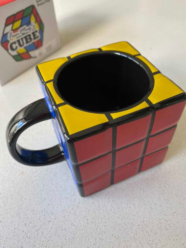 Imagen 6 de 7 de Taza Rubik