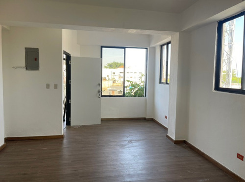 Alquiler Apartamento De 2 Habitaciones Sin Amueblar, Avenida Pasteur, Gazcue, Santo Domingo