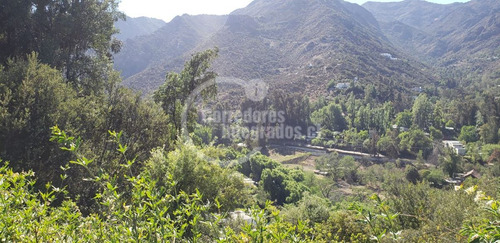 Casa En Venta De 5 Dorm. En Lo Barnechea