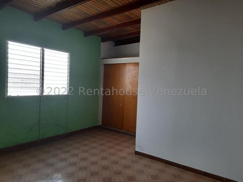 Imagen 13 de 18 de Local- Galpón En Alquiler, En Av. Los Llanos, San Juan De Los Morros.22-16743