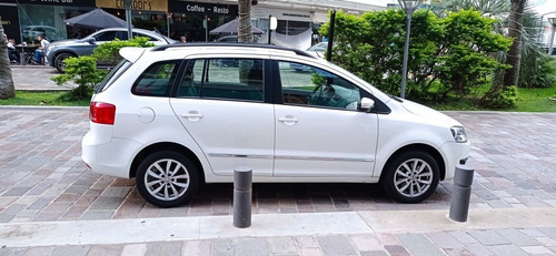 Volkswagen Suran 1.6 Highline 101cv 2014