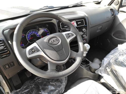 JAC X200 2.0 Luxury