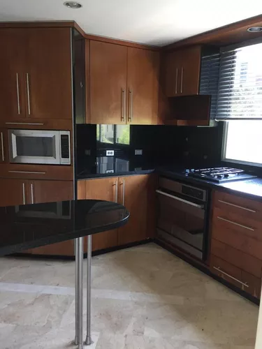 Venta De Apartamento De 243mts2 En El Peñon, Oeste De Cali, 9536.