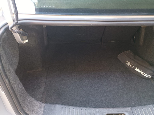 Ford Fiesta 1.6l Titanium Powershift