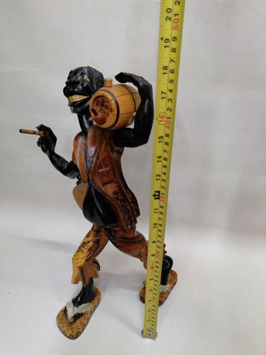Escultura De Mesa Hombre Cubano Desarmable En Cedro Y Óleo (Usado)