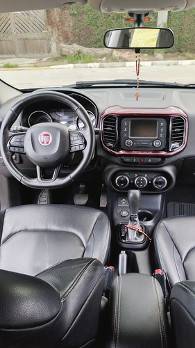 Fiat Toro 1.8 16v Freedom Flex 4x2 Aut. 4p