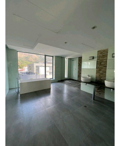 En Venta Quinta En Urbanización El Castaño Maracay Edo. Aragua