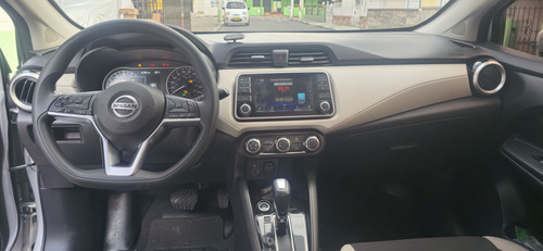 Nissan Versa 1.6 Advance