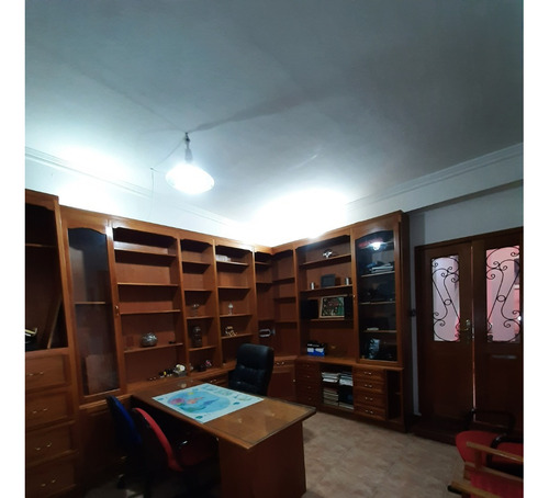 Venta Urb. La Floresta Casa 1100mts. Maracay Aragua