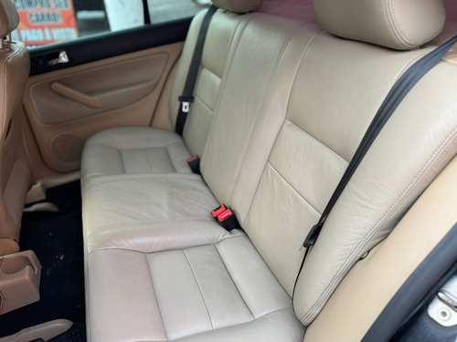 Volkswagen Bora 2.0 Total Flex 4p Automática