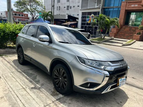 Mitsubishi Outlander 2.4 Kaiteki