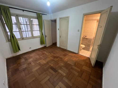 Amplio Depto En Ñuñoa: 3 Habitaciones, 2 Baños