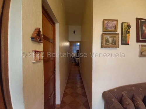Imagen 5 de 14 de Casa En Venta Catia 22-21922 Illarramendi 04243432988