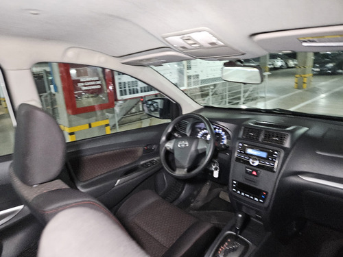 Toyota Avanza 1.5 Le At