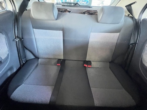 Volkswagen Gol 1.0 Trend Total Flex 5p