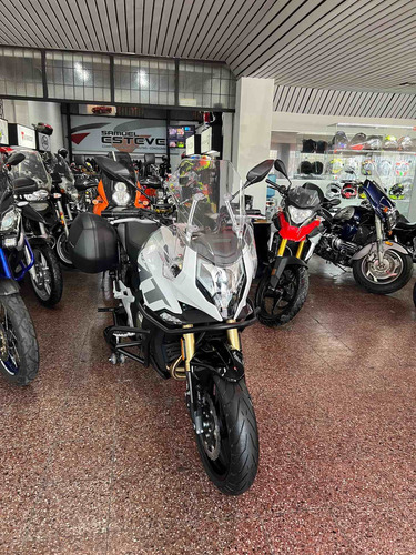 Imagen 2 de 11 de Cf Moto Rz 650 Mt