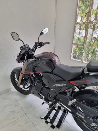 Apache Rtr 200 4v 2025