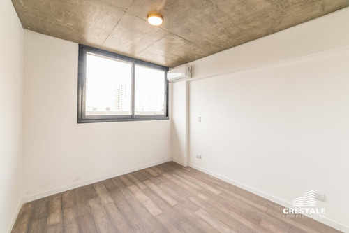 Imagen 22 de 30 de Cochera En Venta - Centro