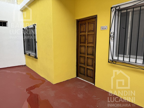 Departamento En Alquiler 2 Amb A 400m Del Tren.
