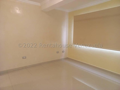 Imagen 22 de 30 de Townhouse En Venta De Concepto Abierto Moderno Con Exclusivas Areas Sociales Piscina Caminerias Y Parques Infantiles Cocina Con Tope De Granito Totalmente Equipada El Rincon Naguanagua