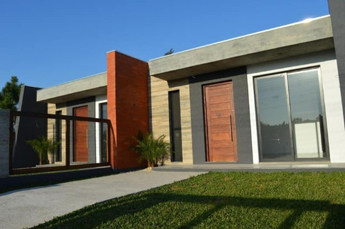 Imagem 1 de 30 de Casa À Venda Em Capão Da Canoa - Ca01426 - 69828661