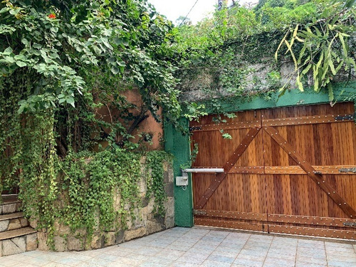 Casa Para Alugar Na Rua Sérgio Porto, Gávea, Rio De Janeiro - Rj - Liv-13530