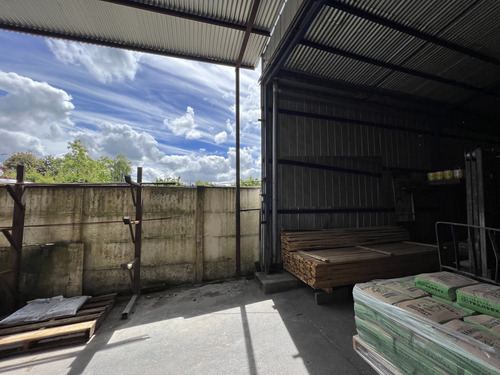 Arriendo Bodega Centrica, 341m2, Con Patente Definitiva.