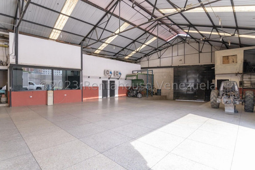 Galpón En Venta En San Martín