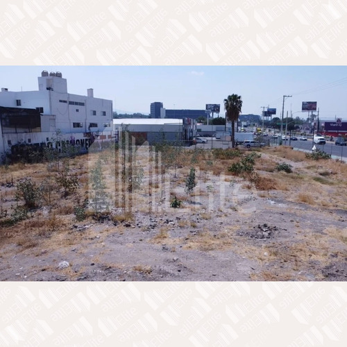 Terreno Comercial En Renta Sobre Paseo 5 De Febrero Queretaro