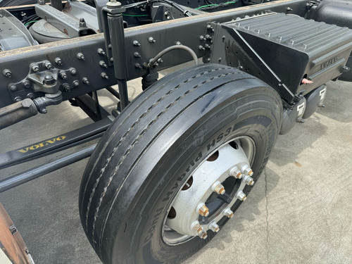Volvo Vm 330 Bitruck 8x2 Ano 2019