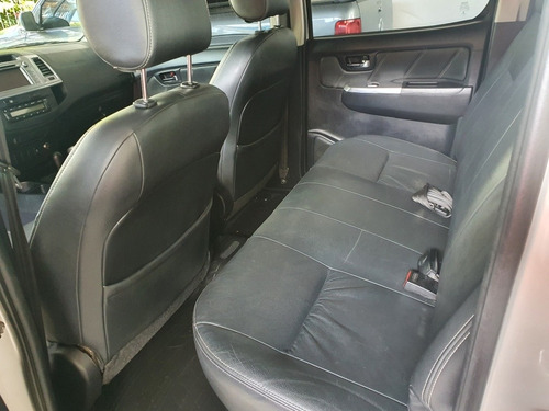 Toyota Hilux 3.0 Cd Srv Cuero 4x4 5at - A4 2015
